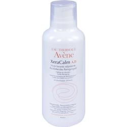 Eine weiße Flasche mit Avène XeraCalm Reinigungsöl für empfindliche Haut.