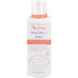 Eine Flasche Avène XeraCalm Balsam gegen Neurodermitis mit orangefarbenen Akzenten.